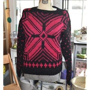 Vintage 70s 'Sarah Sarah' Hand-Knited Heart Sweater - Black & Pink Size Medium